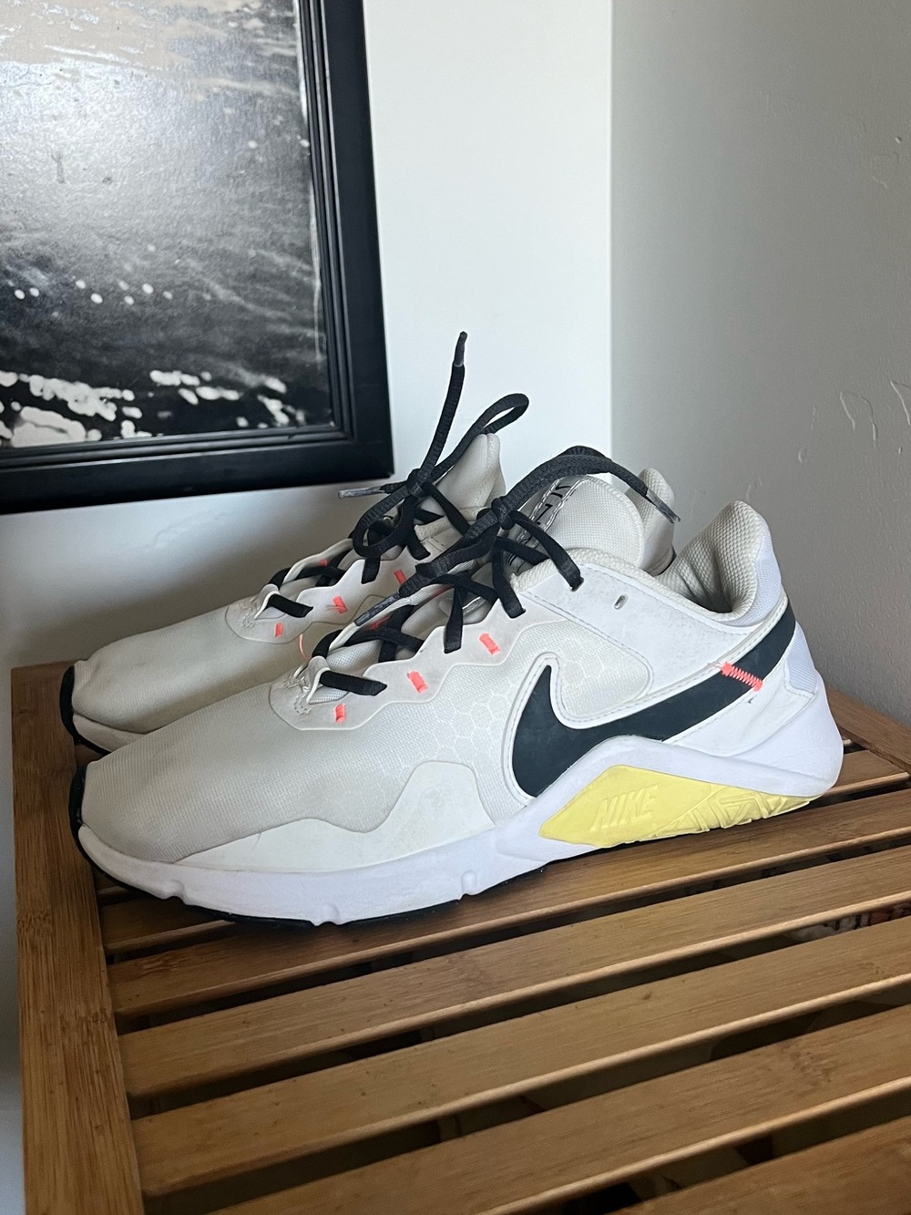 Nike Women's Legend Essential 2 sneakers, size 9.5
